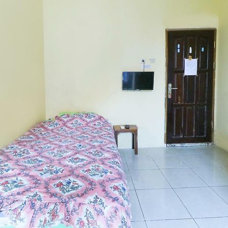 Sentosa76 Guest House Balikpapan  Kültér fotó