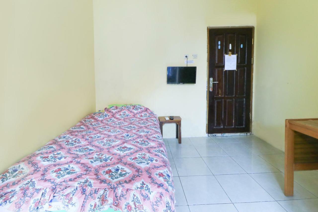 Sentosa76 Guest House Balikpapan  Kültér fotó