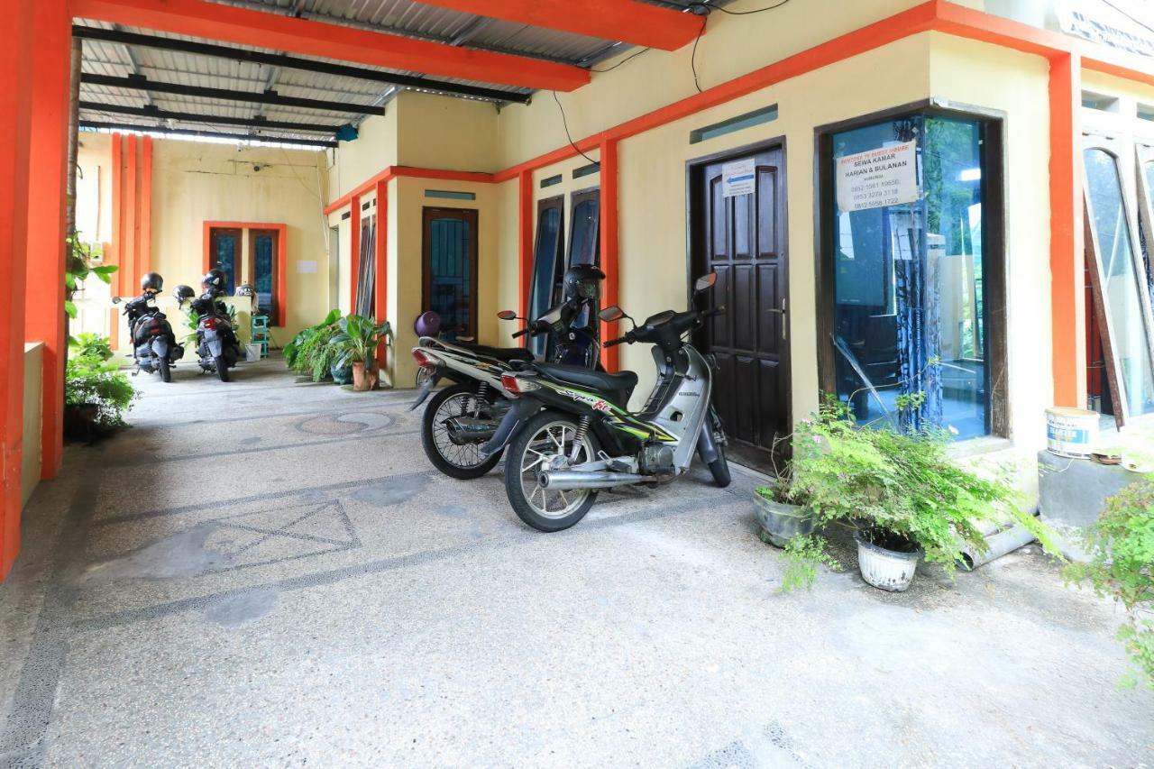 Sentosa76 Guest House Balikpapan  Kültér fotó