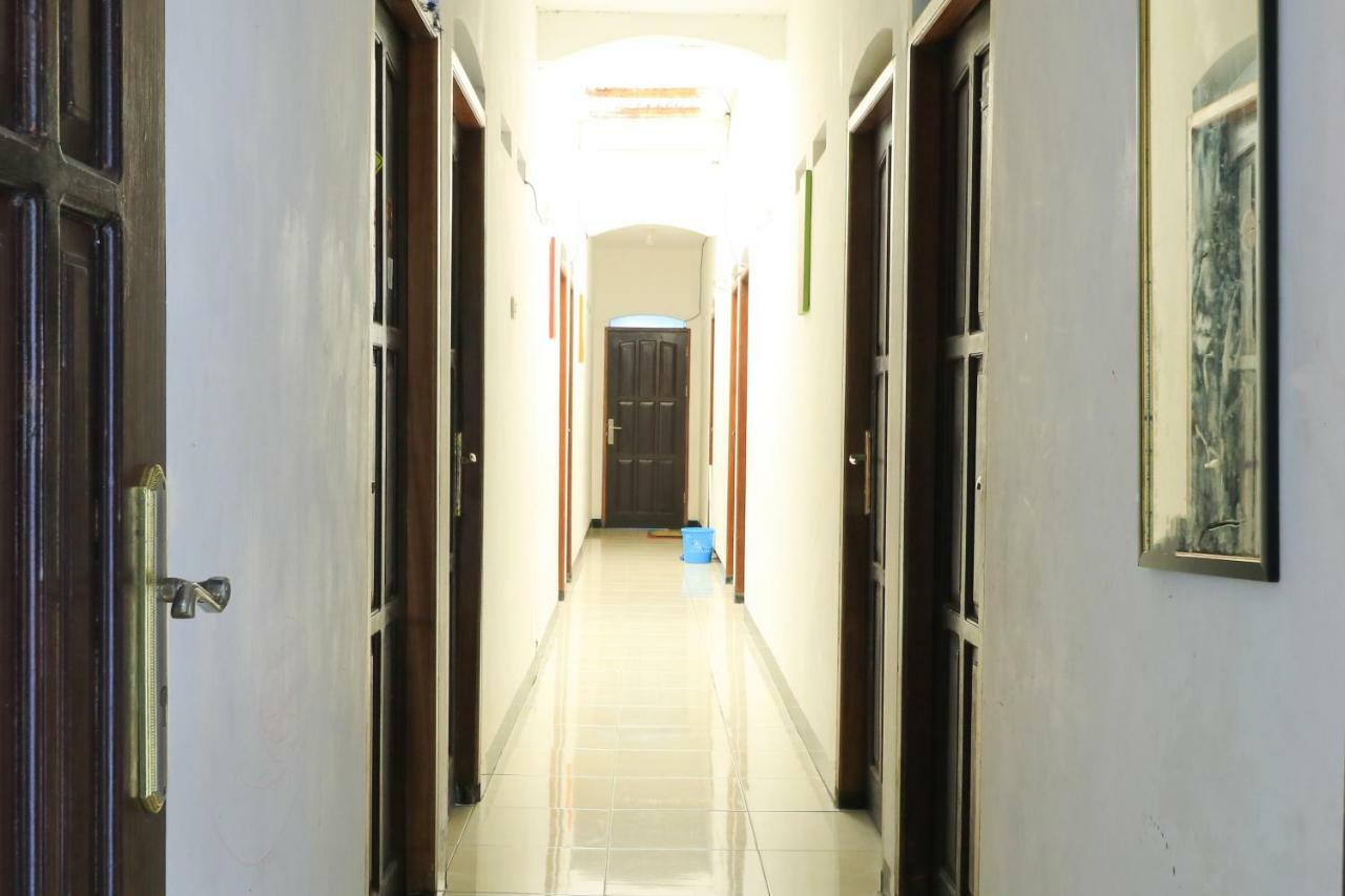 Sentosa76 Guest House Balikpapan  Kültér fotó
