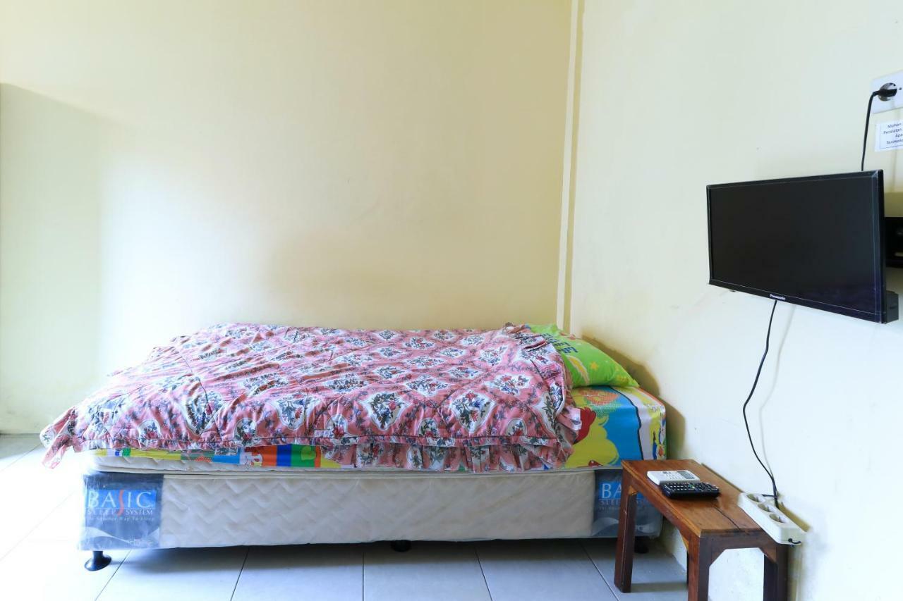 Sentosa76 Guest House Balikpapan  Kültér fotó