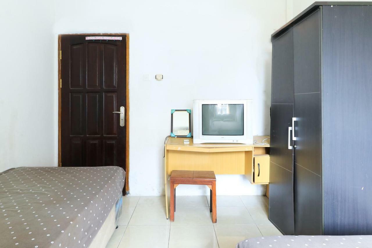 Sentosa76 Guest House Balikpapan  Kültér fotó